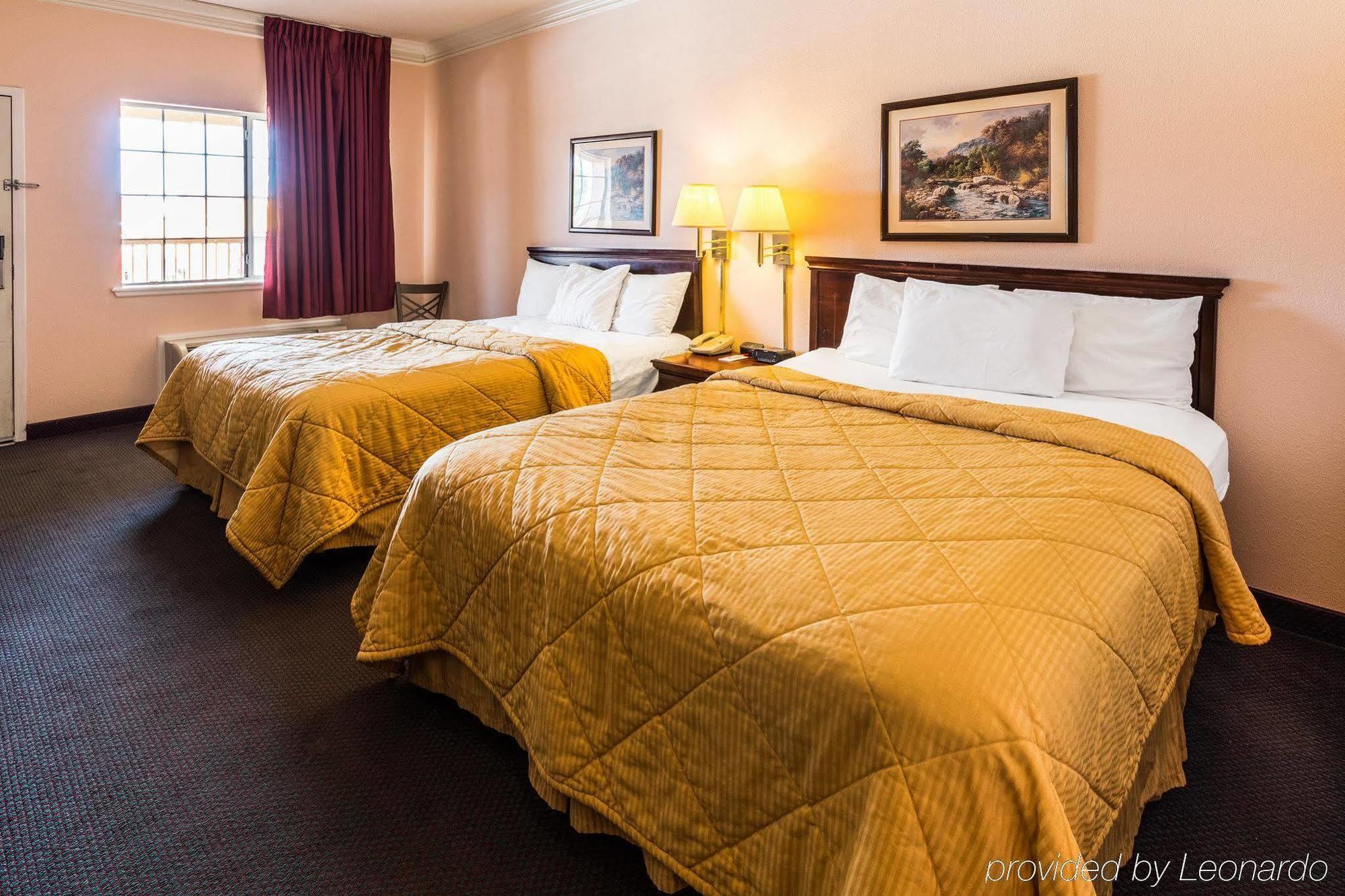 Rodeway Inn Stephenville Eksteriør bilde